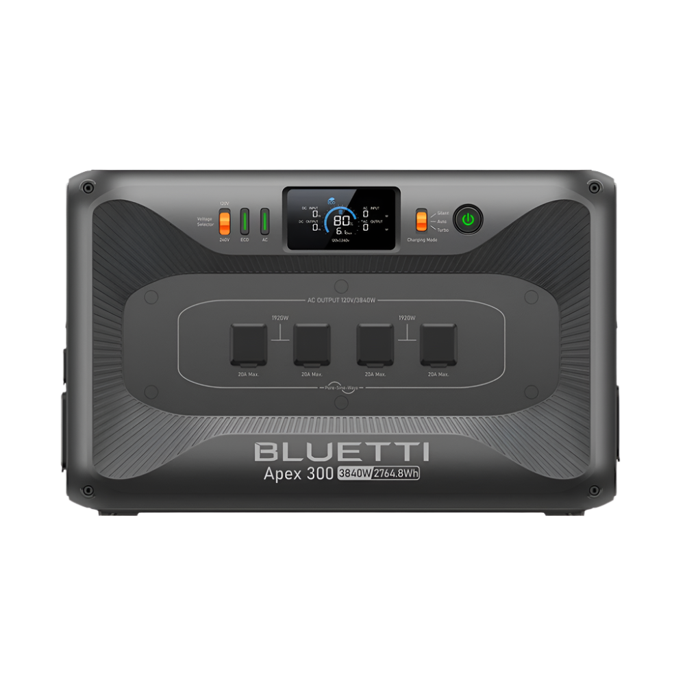 Bluetti Apex 300 de frente con 4 receptaculos AC para accesar la energía de la batería solar, mostrando el porciento en la pantalla del equipo y seleccionador de 120V o 240V.