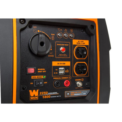 Control panel del inverter WEN 2250W con 2 receptaculos, funcion de eco mode, y paralelo.